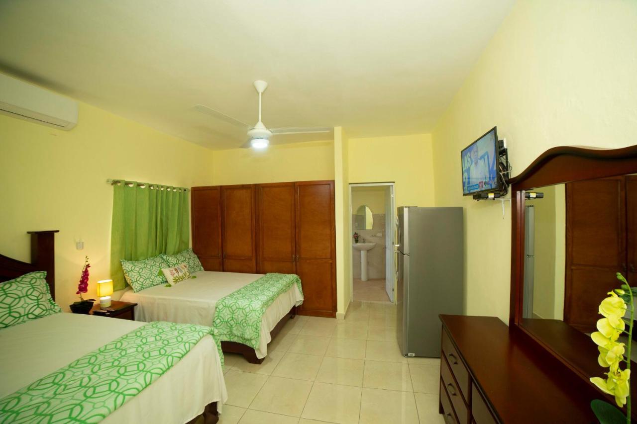 Hotel Enrique I Gazcue, Bed And Breakfast Santo Domingo Exterior photo