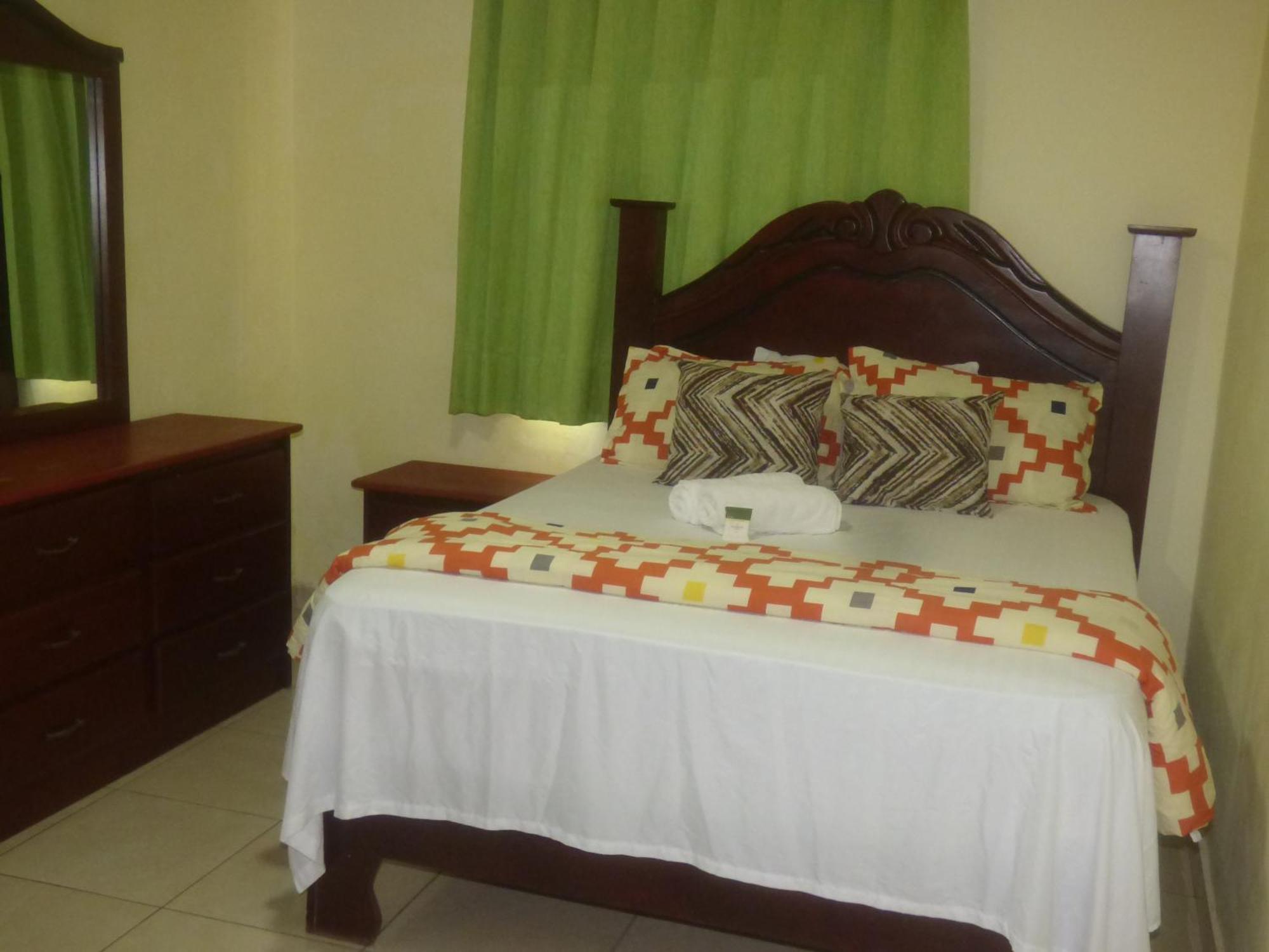 Hotel Enrique I Gazcue, Bed And Breakfast Santo Domingo Exterior photo
